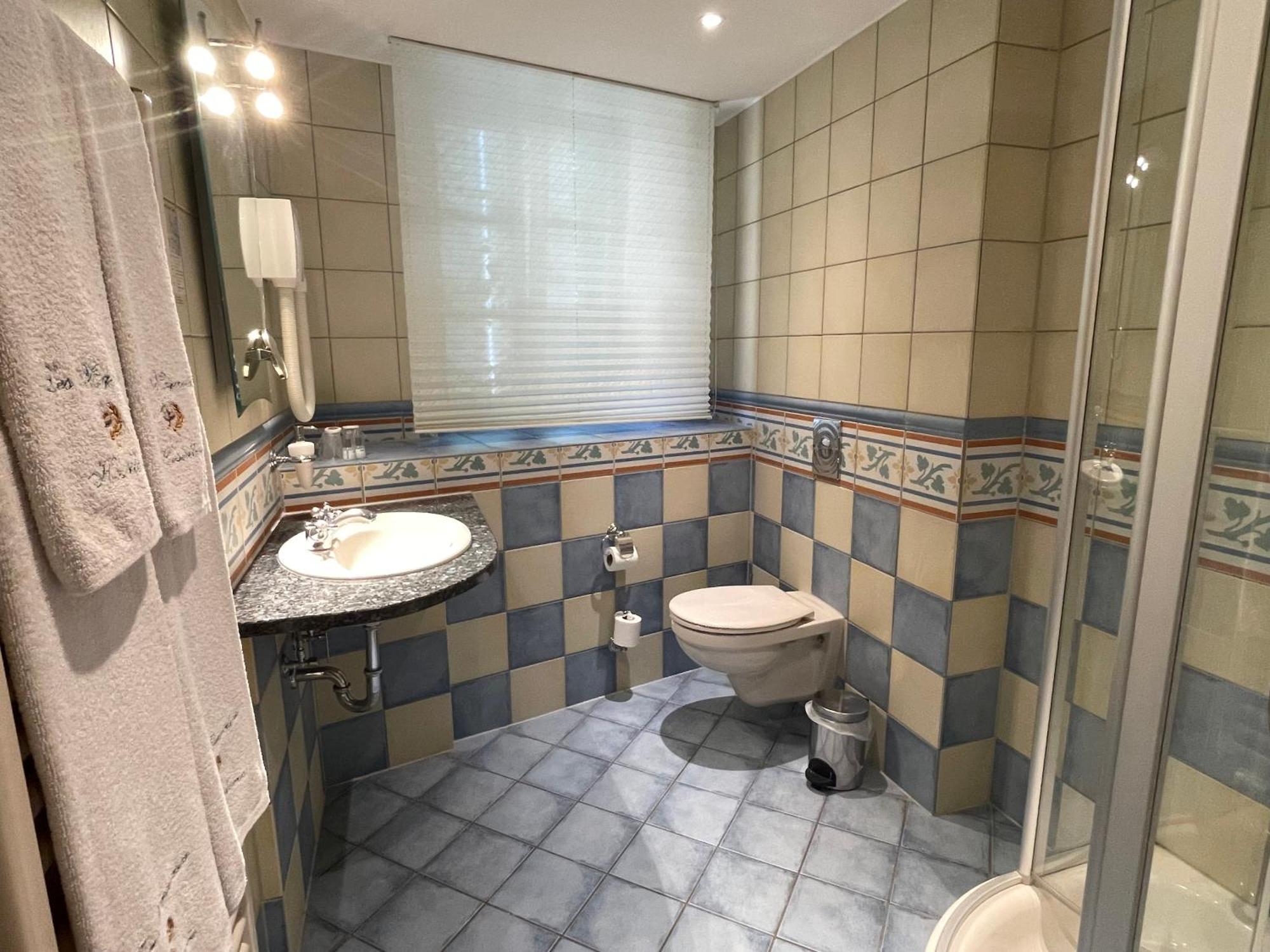 Les Magnolias Hotell Curvalle Eksteriør bilde